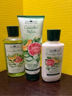 Bath & Body Works Cucumber Melon Trio - Green & Pink